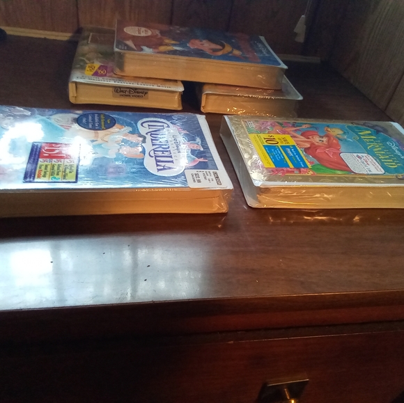 Vintage Factory Sealed Disney VHS Tapes - Picture 4 of 5